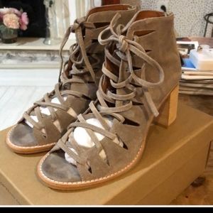 Nwot Jeffery campbell heeled boot